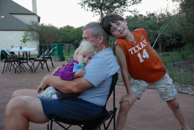 2010/10(Oct)/1st Firepit Cookout/800x600_2010-10-07-16 1st Firepit Cookout.jpg